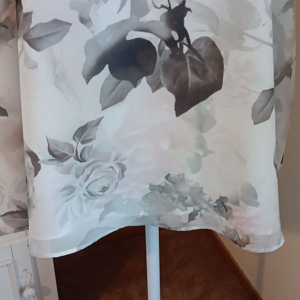 Torrid Sophie Semi-Sheer  Top - Picture 5 of 12
